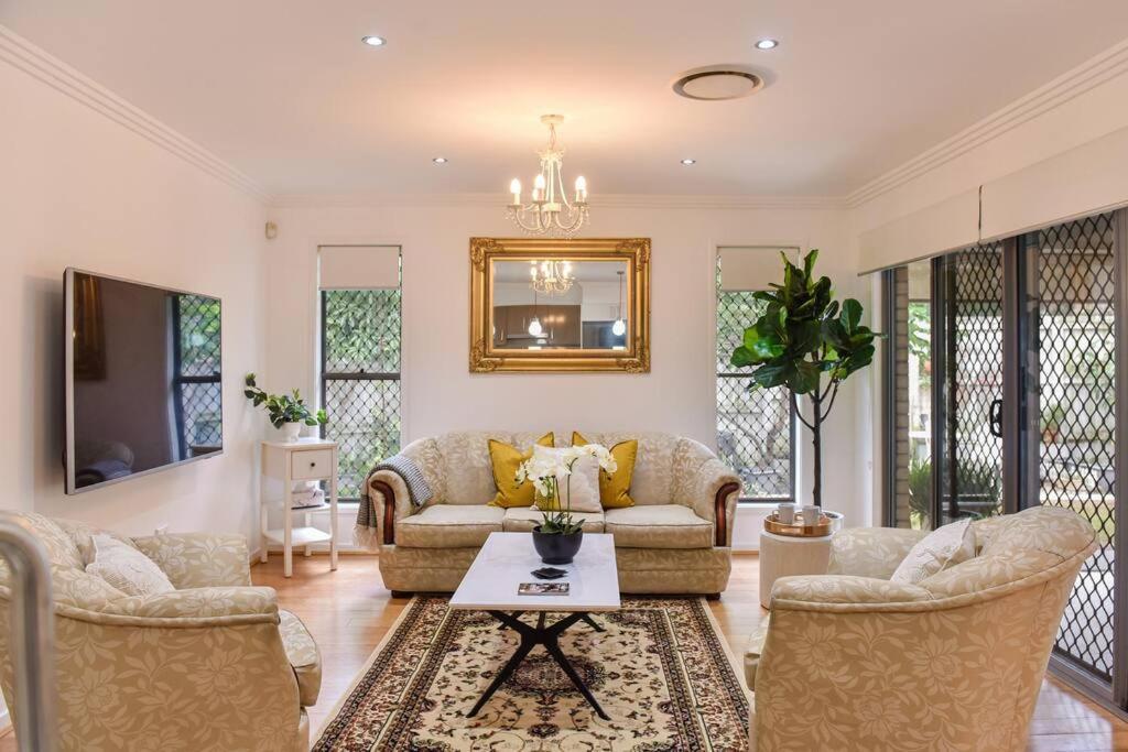 The Arcadia - Entire Luxurious With Huge Privacy Near Cbd *
